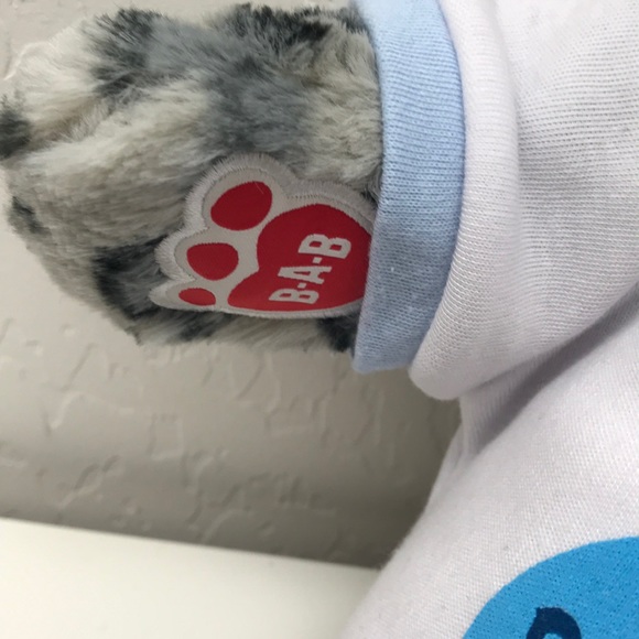 NWOT - Build A Bear Stuffie w/ Clothes - Picture 3 of 6